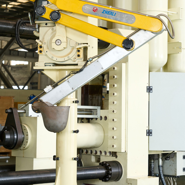 Машина для литья под давлением из алюминия ZLC-300T